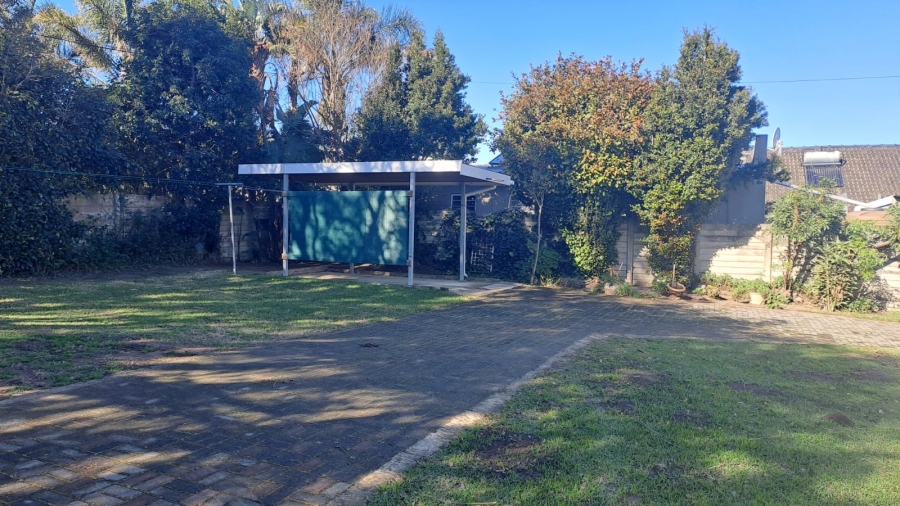 4 Bedroom Property for Sale in Beacon Bay Eastern Cape